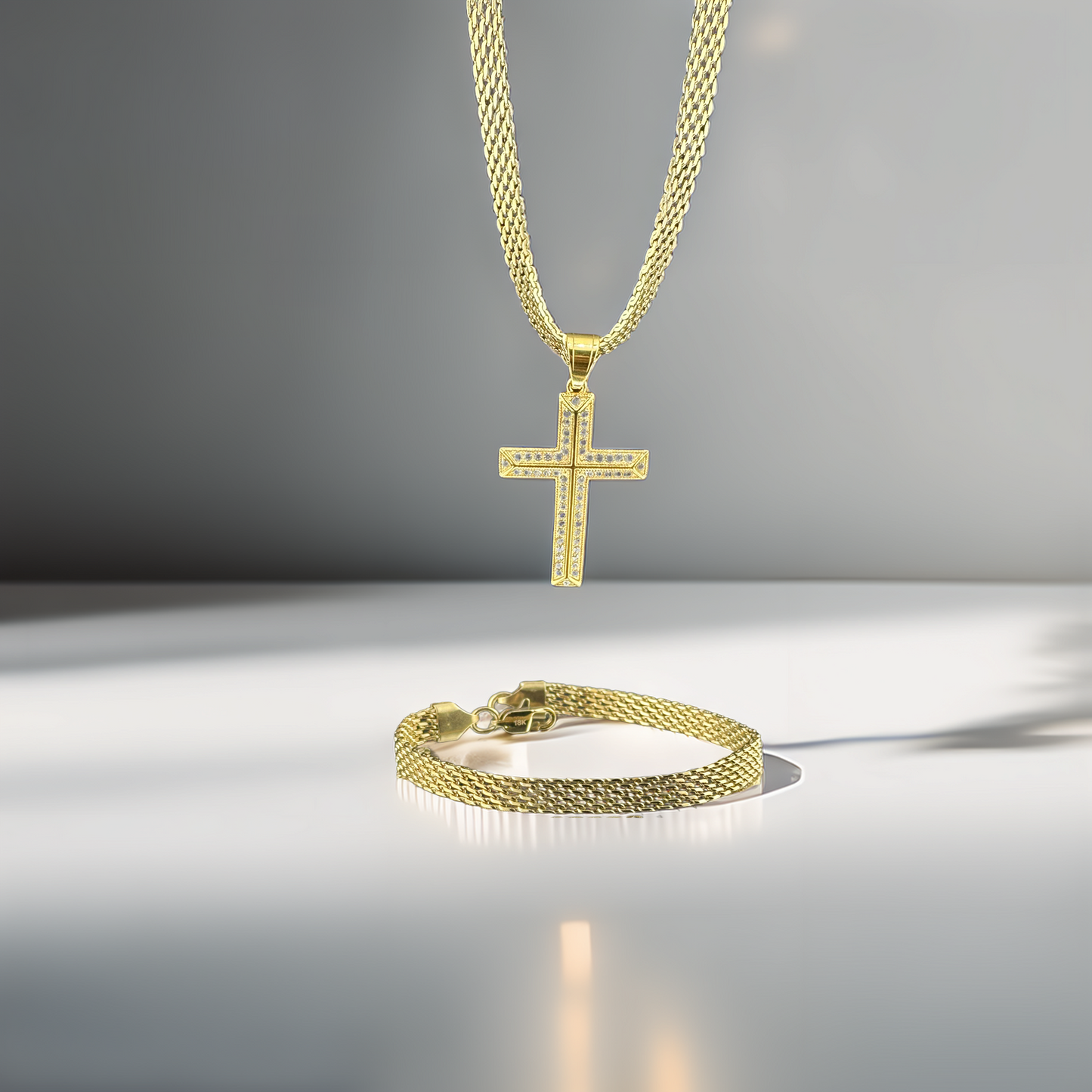 SET CHINO + CRUZ ORO18kLAMINADO