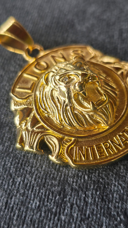 DIJE TRES LEONES ORO 18K LAMINADO