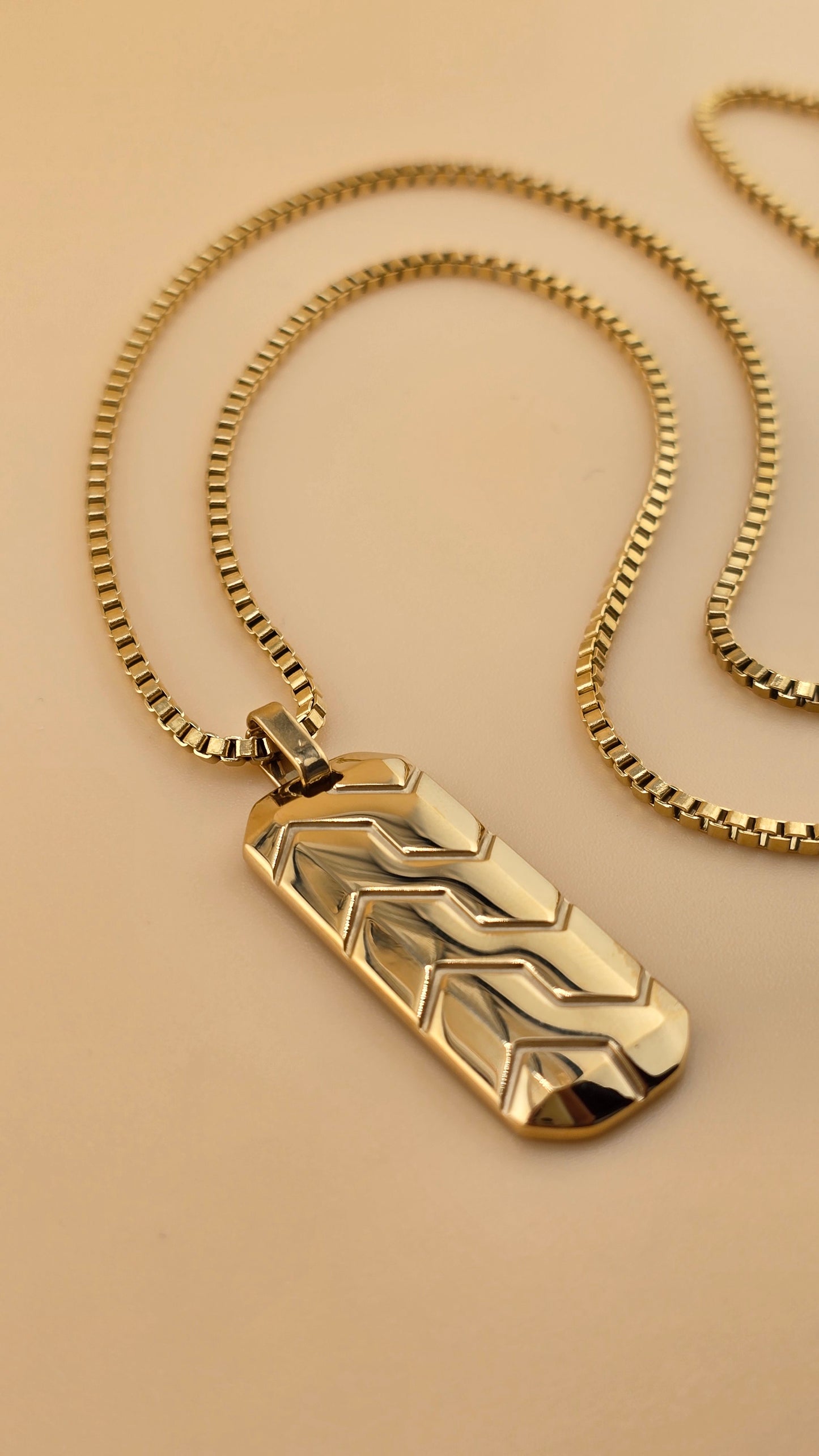 DIJE PLACA MILITAR Y CADENA VENECIANA 3mm